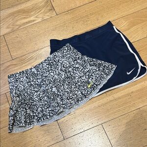 Lot of 2 Nike skirt Small